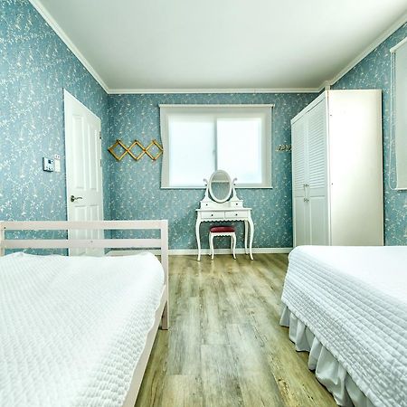 Mirvill Pension & Resort Seogwipo Exterior photo
