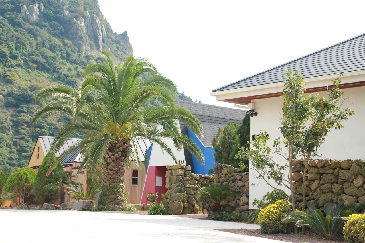 Mirvill Pension & Resort Seogwipo Exterior photo