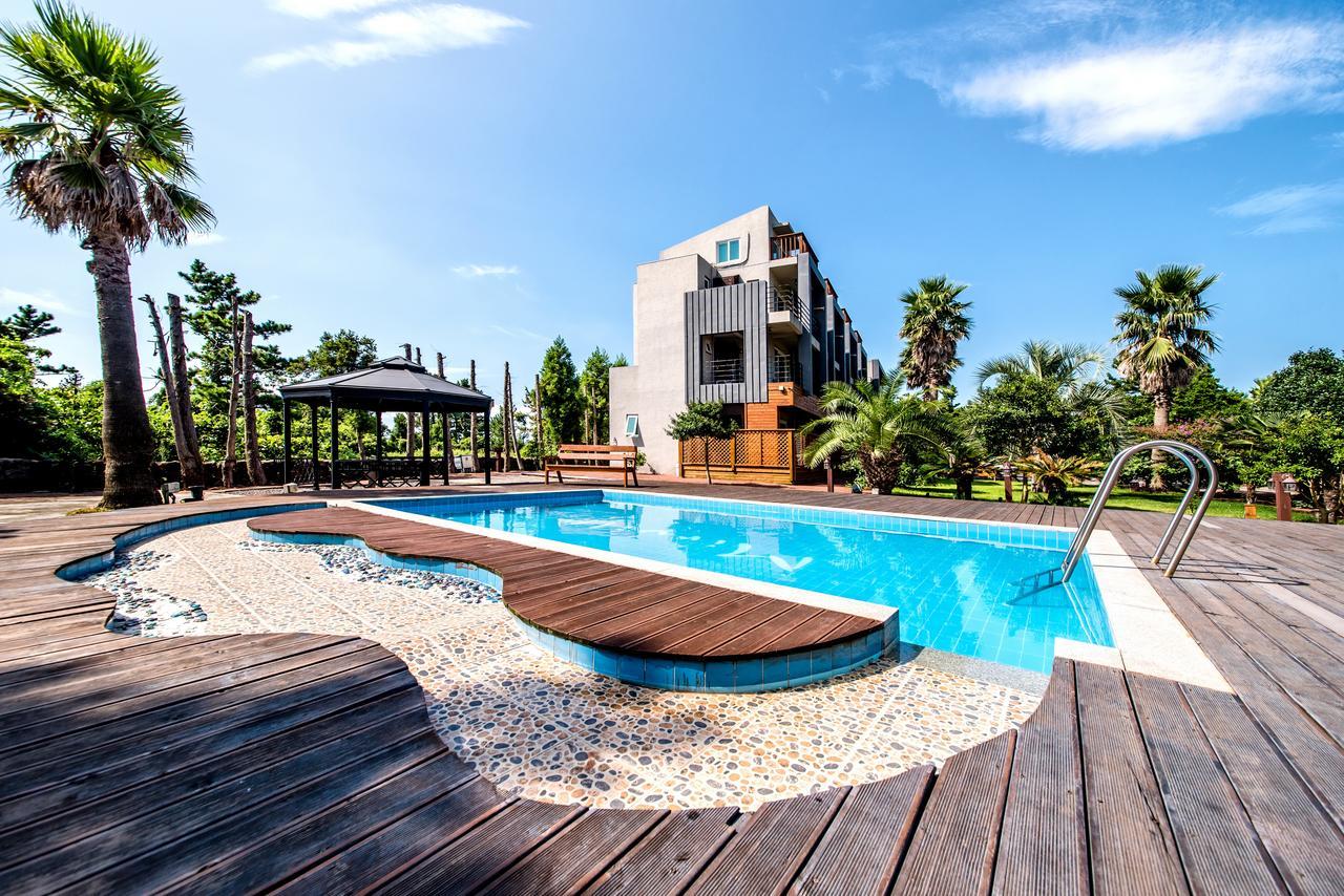 Mirvill Pension & Resort Seogwipo Exterior photo