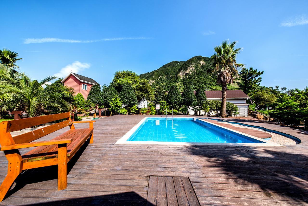Mirvill Pension & Resort Seogwipo Exterior photo